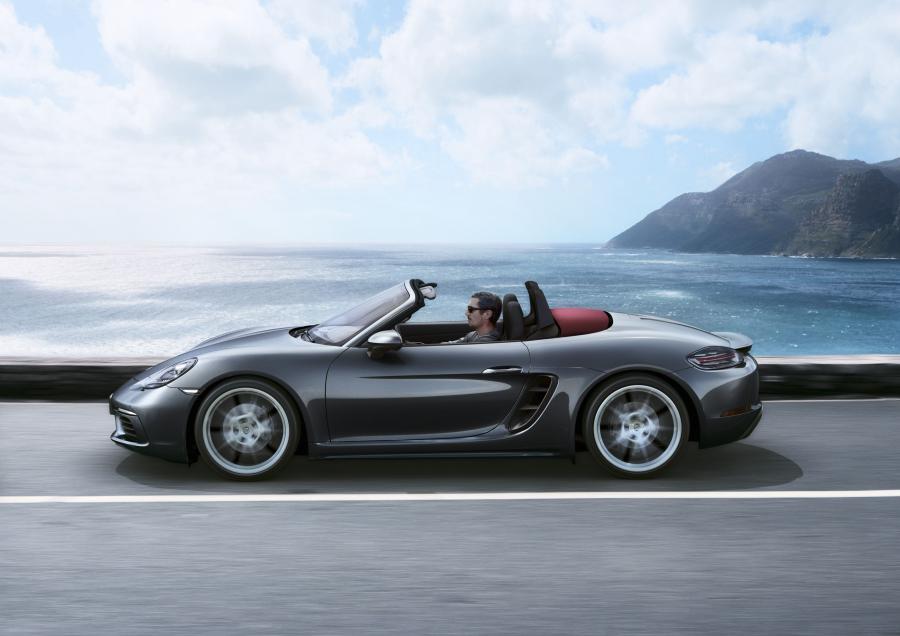  Porsche 718 Boxster 2016 года  (фото 29 из 30)